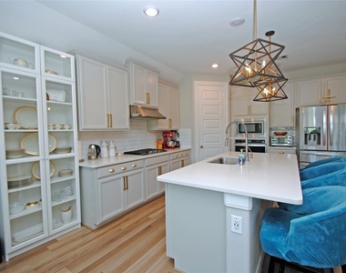 24818 Harvest Elm Court - Photo Thumbnail 6