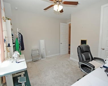 24818 Harvest Elm Court - Photo Thumbnail 21