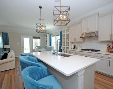 24818 Harvest Elm Court - Photo Thumbnail 8