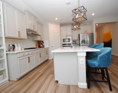 24818 Harvest Elm Court - Photo Thumbnail 7