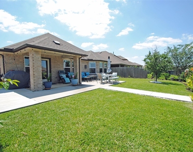 24818 Harvest Elm Court - Photo Thumbnail 38