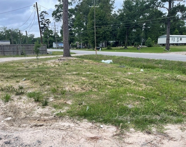 21878 Russell Drive - Photo Thumbnail 5