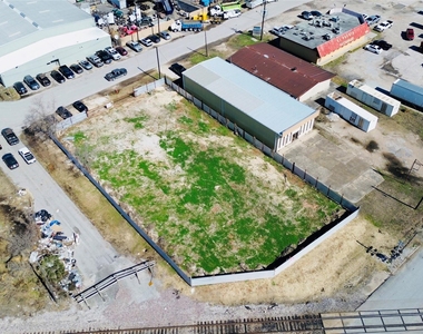 2323 Daugherty Street - Photo Thumbnail 1