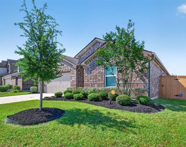 12322 Sabine Point Drive - Photo Thumbnail 2