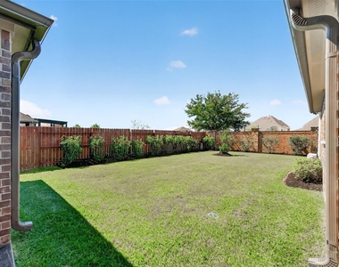 12322 Sabine Point Drive - Photo Thumbnail 46