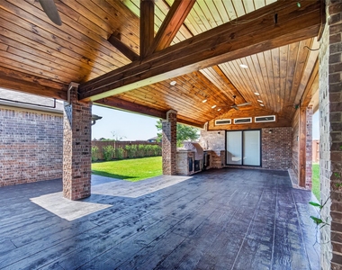 12322 Sabine Point Drive - Photo Thumbnail 36