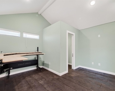 12322 Sabine Point Drive - Photo Thumbnail 41