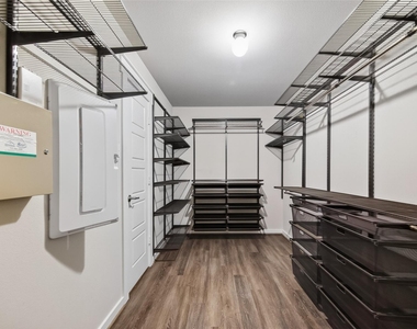 12322 Sabine Point Drive - Photo Thumbnail 32