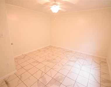 6229 Clover Ridge Street - Photo Thumbnail 24