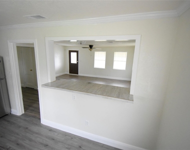 6229 Clover Ridge Street - Photo Thumbnail 16