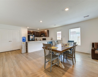 26923 Winward Creek Trail - Photo Thumbnail 25