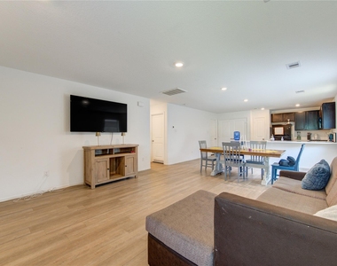 26923 Winward Creek Trail - Photo Thumbnail 22