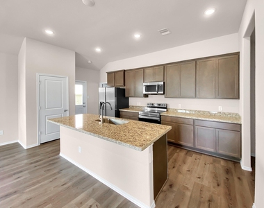 13067 Clearview Drive - Photo Thumbnail 3