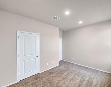13067 Clearview Drive - Photo Thumbnail 13
