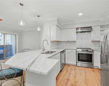 2300 Old Spanish Trail - Photo Thumbnail 8
