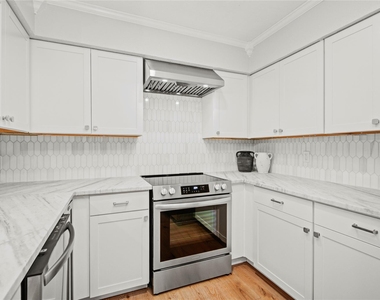 2300 Old Spanish Trail - Photo Thumbnail 9