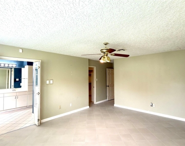 14834 Charlmont Drive - Photo Thumbnail 14
