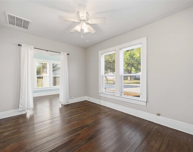 3003 School Street - Photo Thumbnail 13
