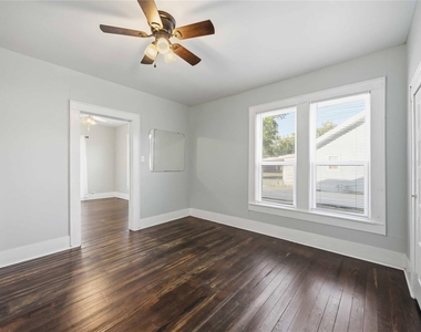 3003 School Street - Photo Thumbnail 7