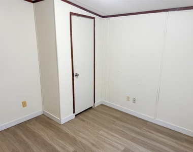 39 County Road 3478 - Photo Thumbnail 15