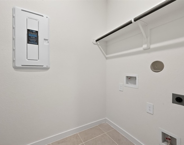 3238 Kindred Way - Photo Thumbnail 23