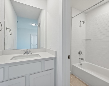 3238 Kindred Way - Photo Thumbnail 36