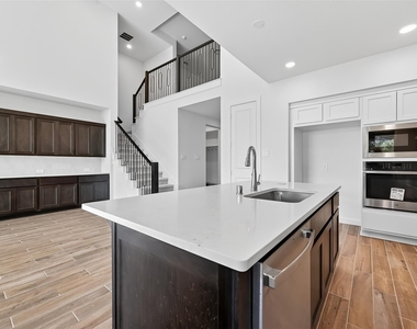 3238 Kindred Way - Photo Thumbnail 15
