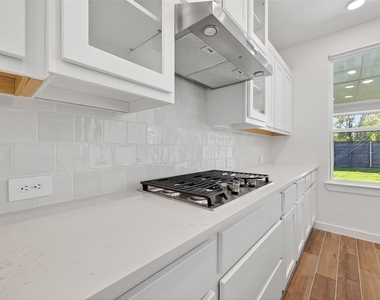 3238 Kindred Way - Photo Thumbnail 20