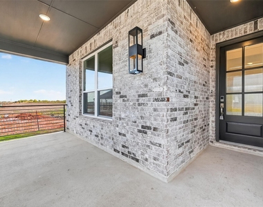 3238 Kindred Way - Photo Thumbnail 3