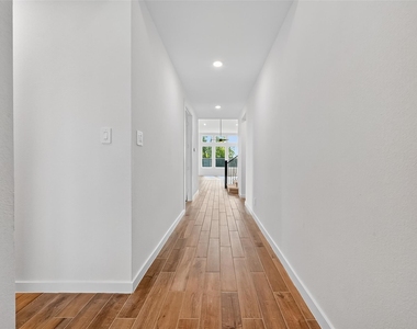 3238 Kindred Way - Photo Thumbnail 5