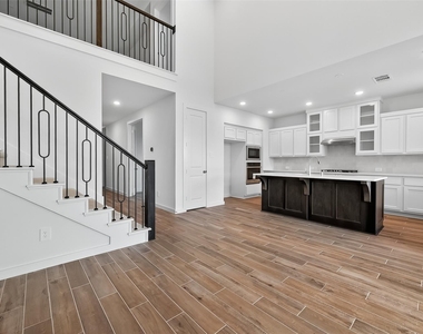 3238 Kindred Way - Photo Thumbnail 10