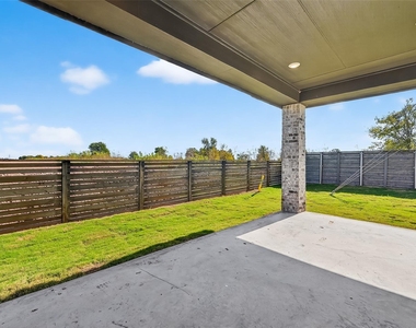 3238 Kindred Way - Photo Thumbnail 44