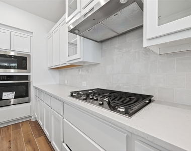 3238 Kindred Way - Photo Thumbnail 17