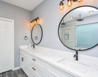 18522 Autumn Park Drive - Photo Thumbnail 8