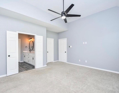 18522 Autumn Park Drive - Photo Thumbnail 14
