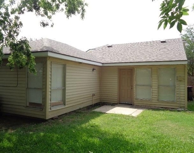 13114 Vista Oro Drive - Photo Thumbnail 4