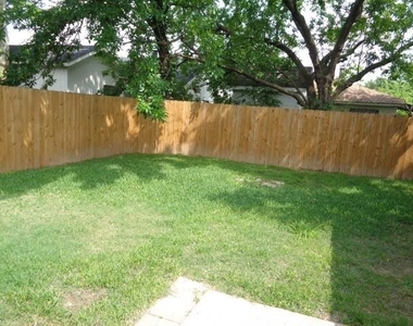 13114 Vista Oro Drive - Photo Thumbnail 3