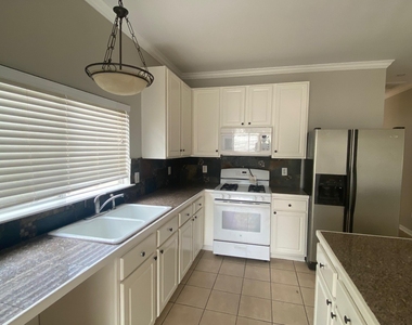 11908 Princess Garden Way - Photo Thumbnail 19