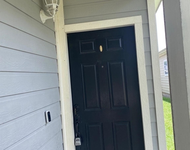 11908 Princess Garden Way - Photo Thumbnail 2