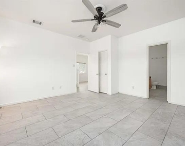 20827 Settlers Lake Circle N - Photo Thumbnail 14