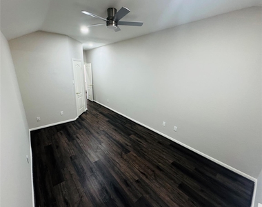 9530 Flying Eagle Court - Photo Thumbnail 9