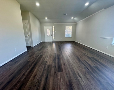 9530 Flying Eagle Court - Photo Thumbnail 2
