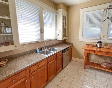 1005 Postoffice St - Photo Thumbnail 6