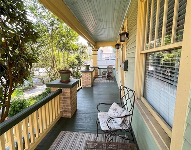 1005 Postoffice St - Photo Thumbnail 2