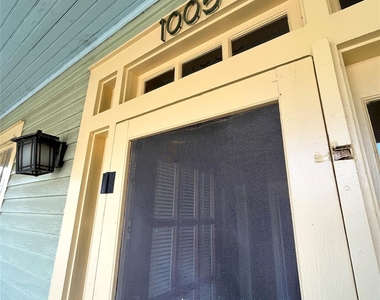 1005 Postoffice St - Photo Thumbnail 3