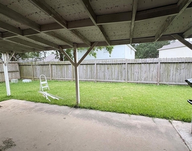 1822 Park Oak - Photo Thumbnail 8