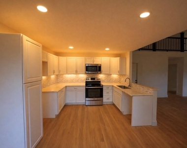 11314 Sageland Drive - Photo Thumbnail 4