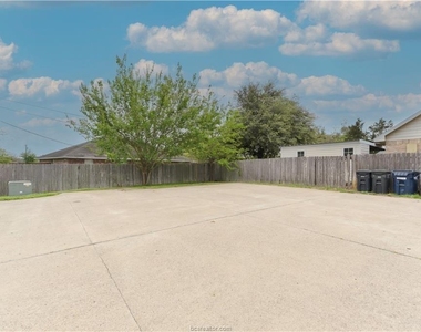 2427 Pintail Loop - Photo Thumbnail 19