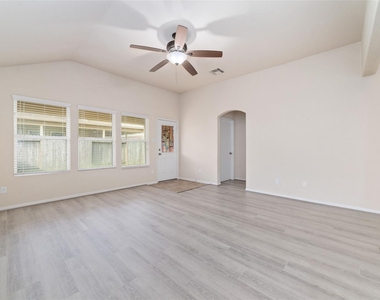 3307 Upland Spring Trace - Photo Thumbnail 15
