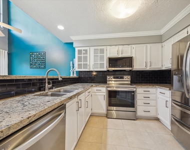 2107 Morgan Street - Photo Thumbnail 6